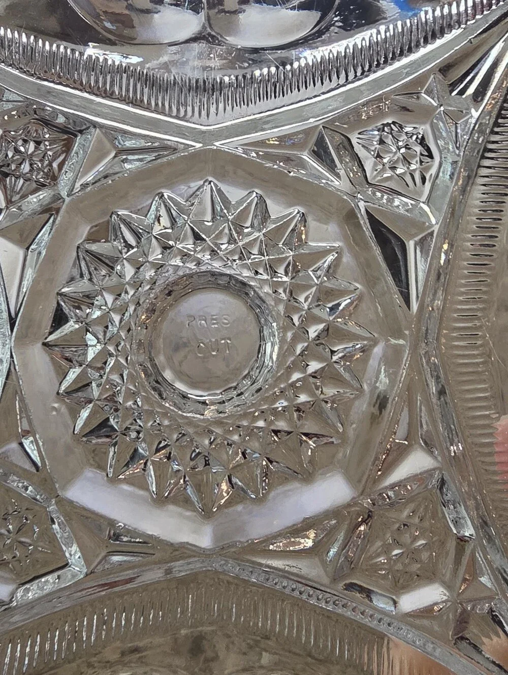 McKee PRES-CUT Aztec Pattern Geometric Glass Fruit Bowl Antique 1905